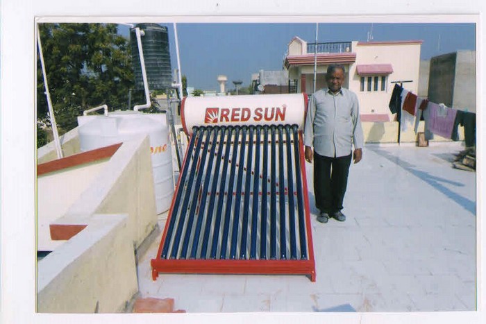 Solar Water Heater Installation 02